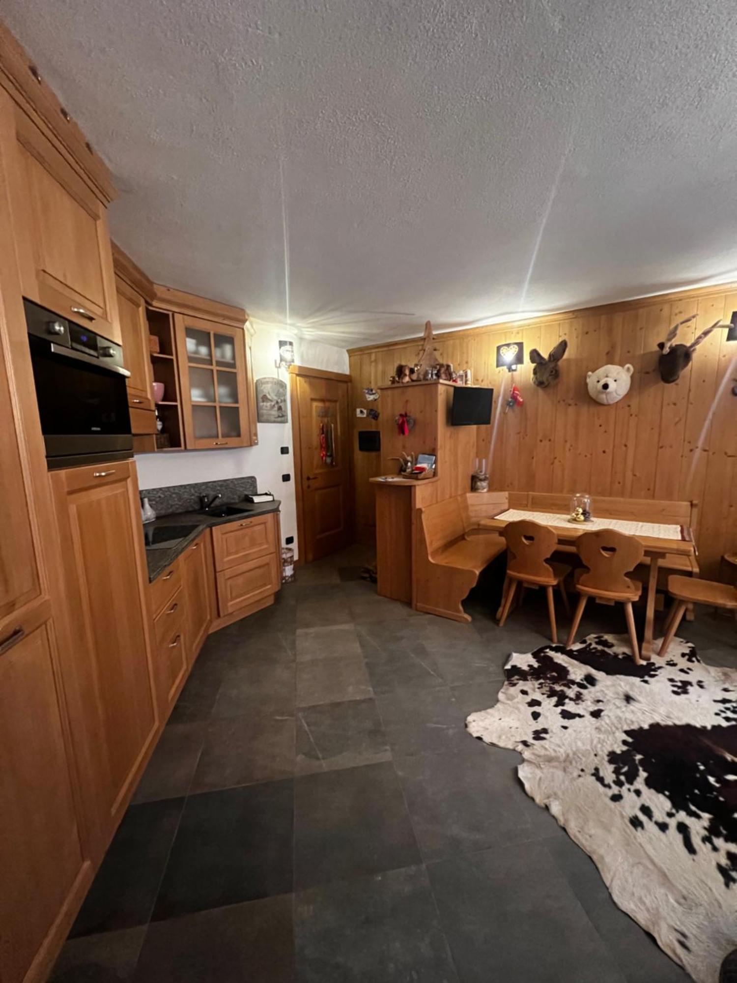 Appartamento Incantevole Con Box E Ski Room, Wi-Fi, Bormio Exterior foto