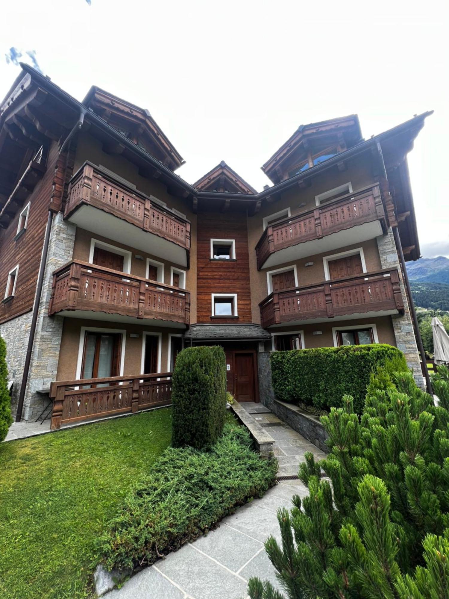 Appartamento Incantevole Con Box E Ski Room, Wi-Fi, Bormio Exterior foto